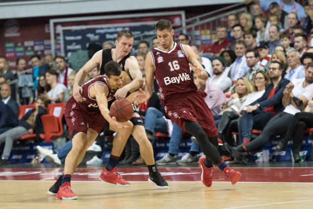 防线在经历 防线在经历